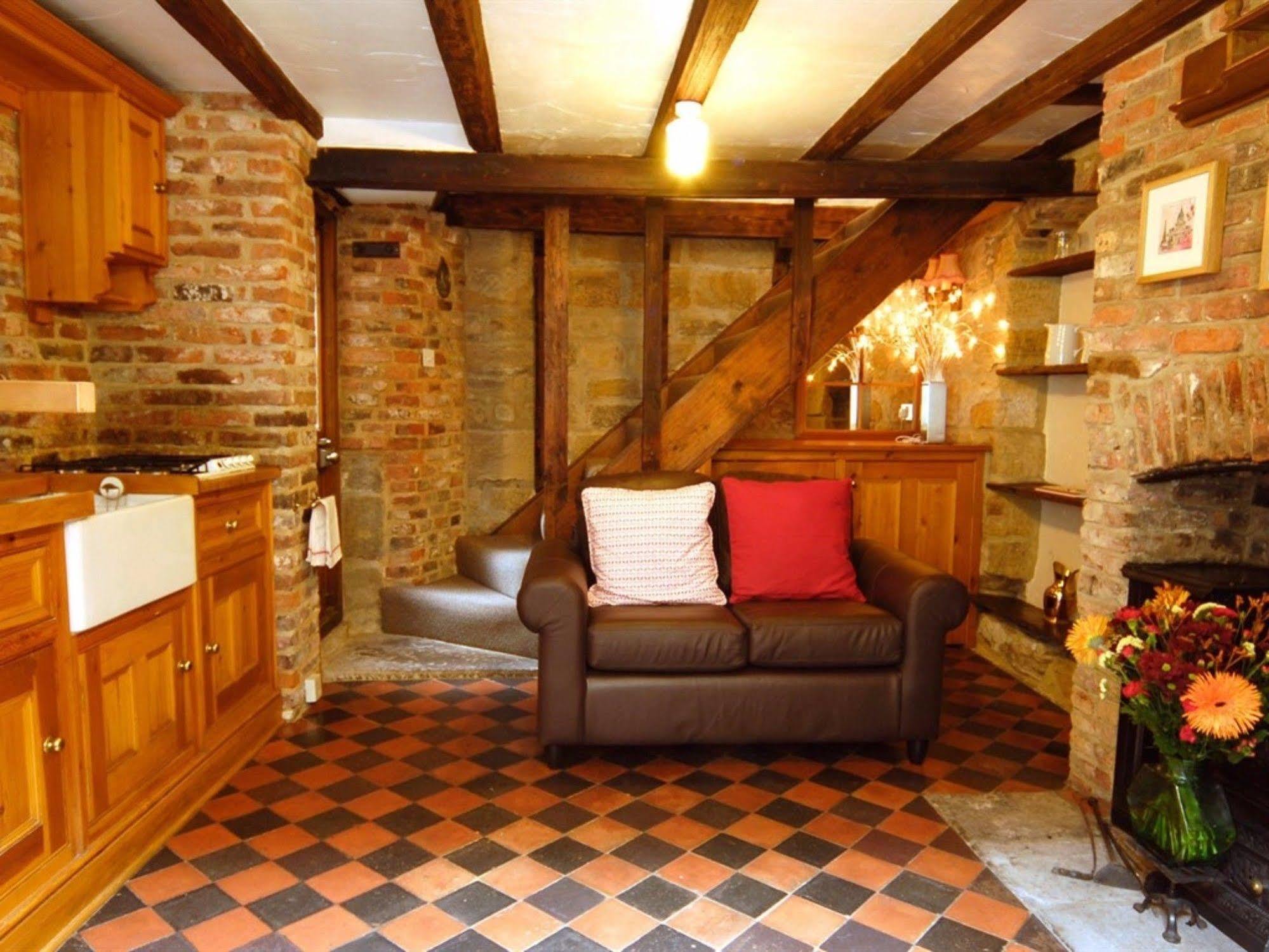 Sanders Yard Whitby Ngoại thất bức ảnh